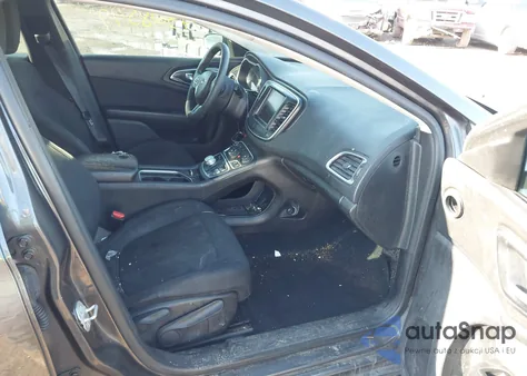 2016 Chrysler 200 z USA, uszkodzony, nr VIN 1C3CCCAB5GN169969